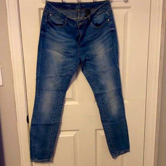 Jeans with inner thigh detail - Picture 1 of 3